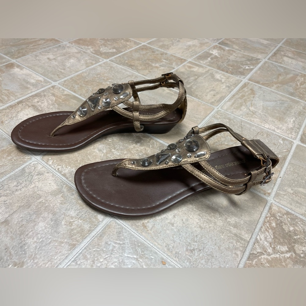 Women’s Montego Bay wedge sandals. Size 10M.